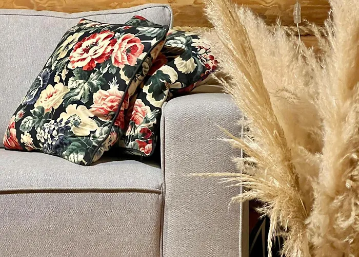 Lavenda Z Widokiem Na Rzeke - Basen, Jacuzzi, Sauna - Magiczny Ogrod - 0,5ha Prywatnej Przestrzeni בקתה